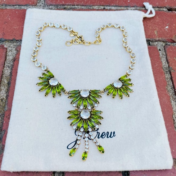J.Crew Golden Moss Gem Fan Statement Necklace NWOT - Picture 3 of 11